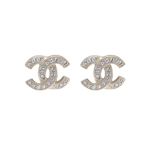 2020 chanel 19|Chanel 2020 earrings.